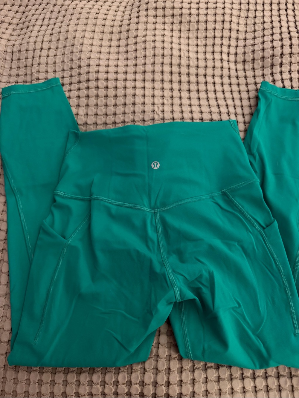 Lululemon Align Leggings - Never worn - Size 6